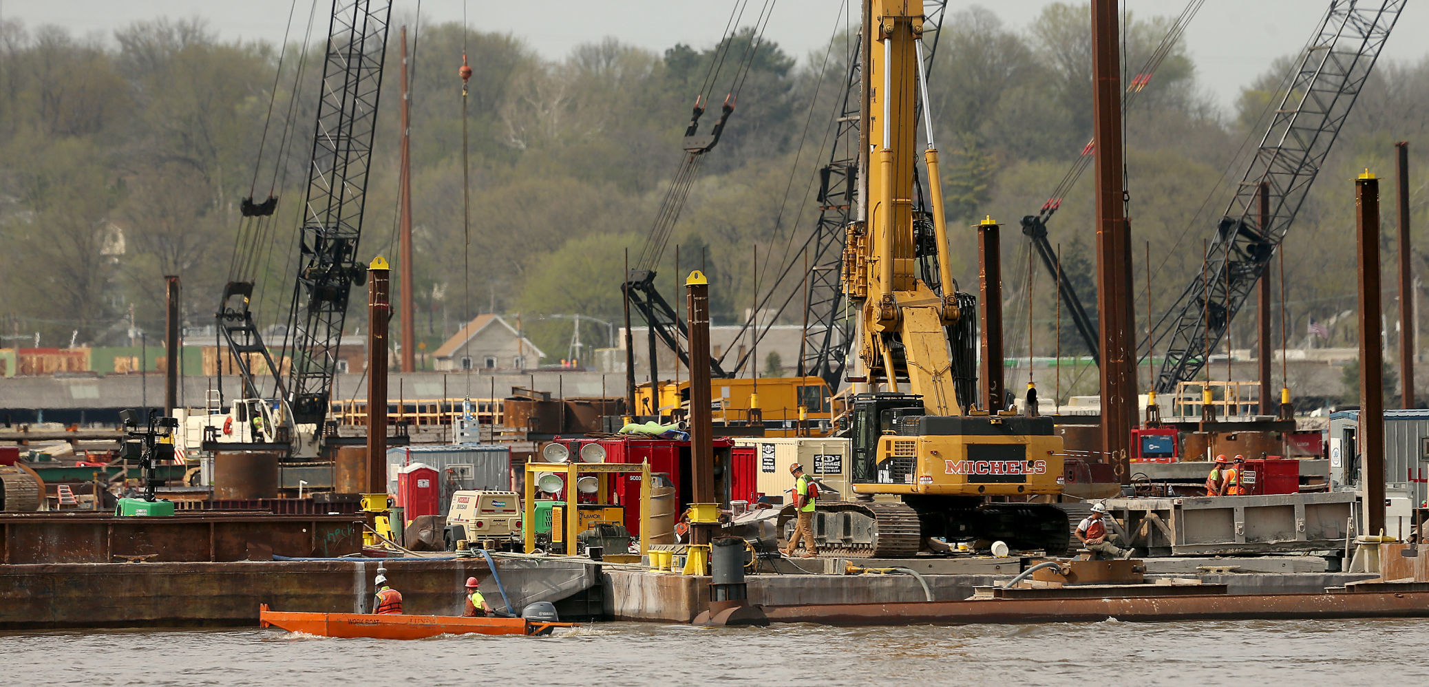 050218-qct-qca-new-bridge-022
